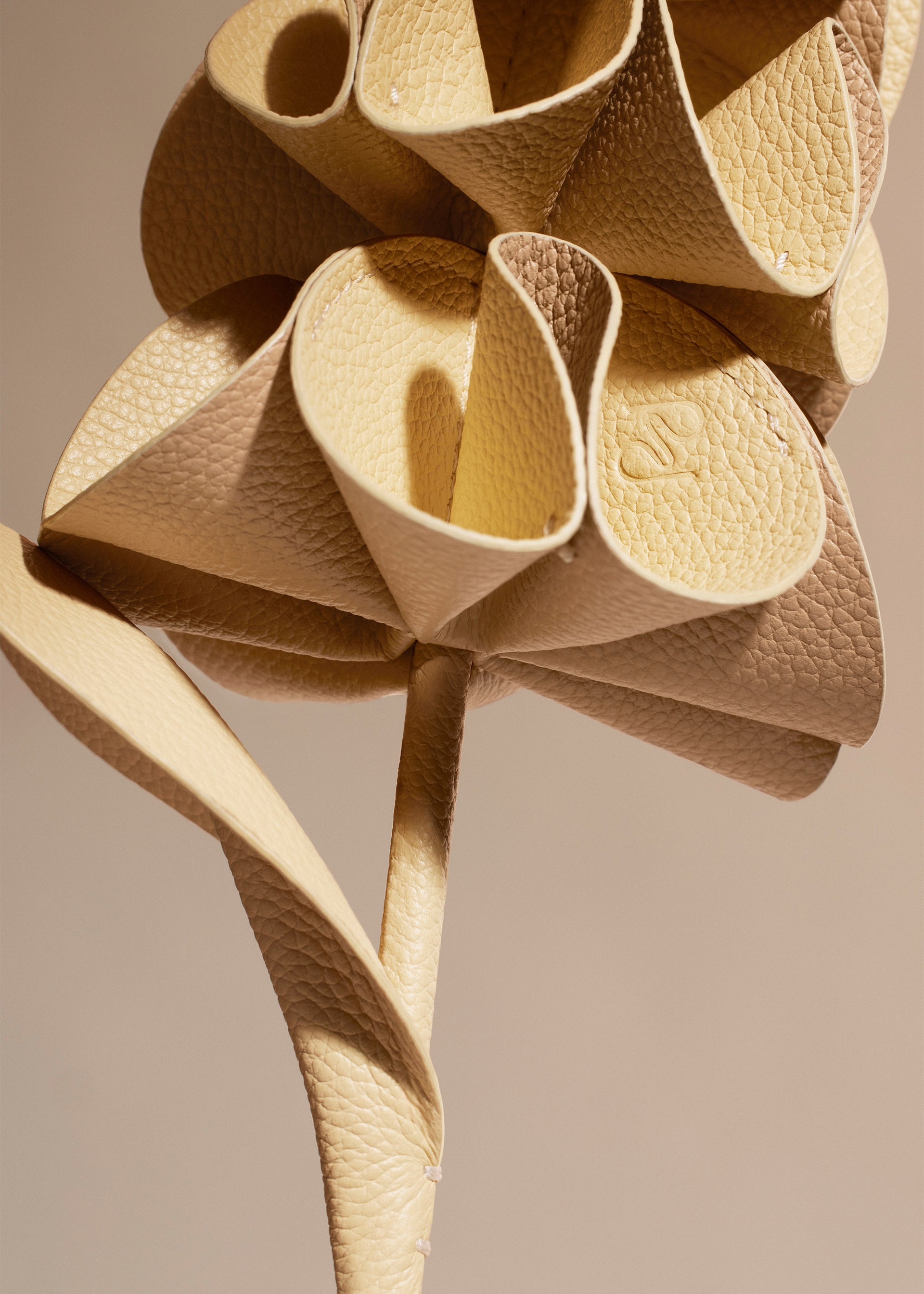 Orki Flower - Textured Duo Wheat