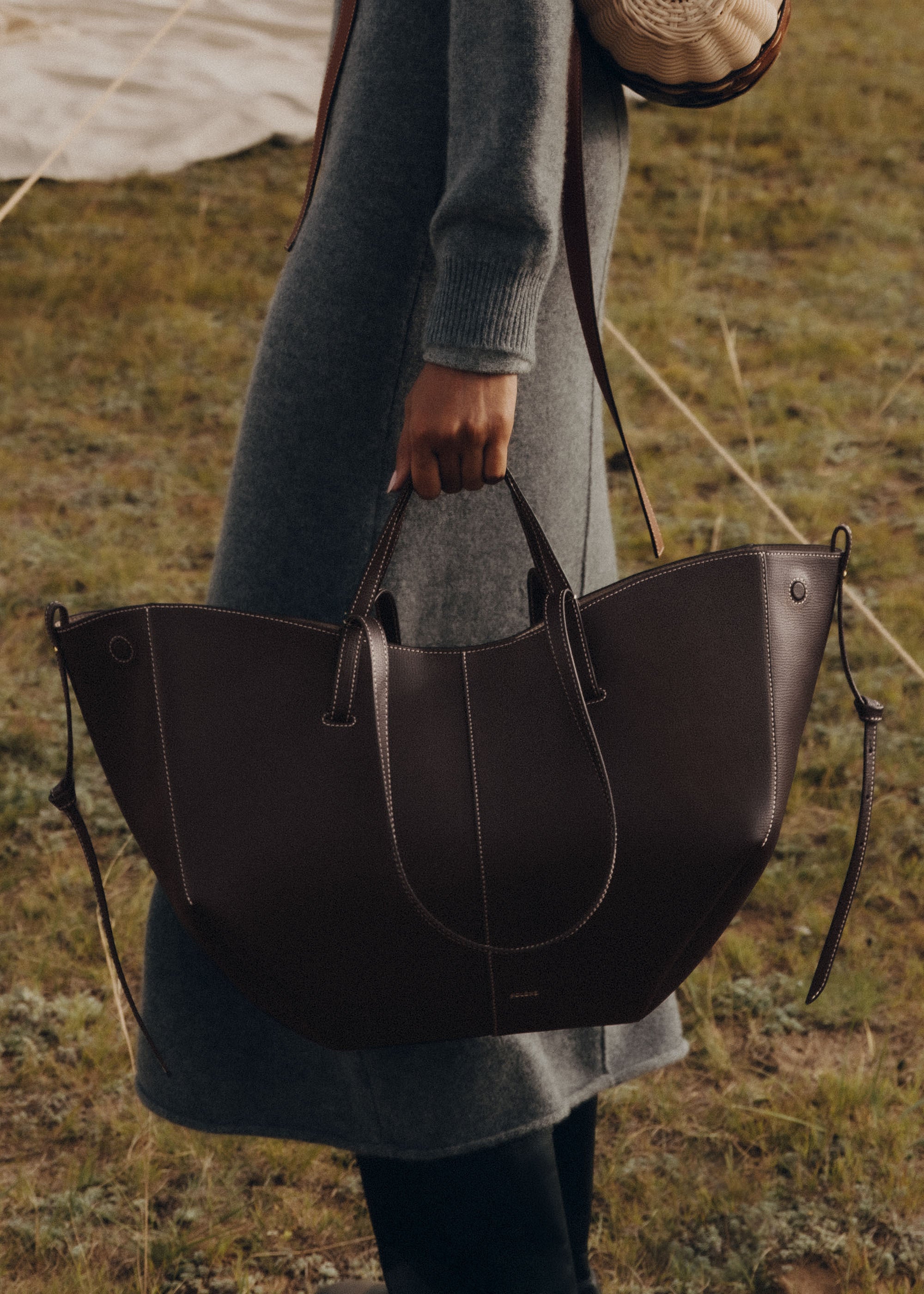 Polène | Bag - Cyme - Textured Ebony – Polène NL