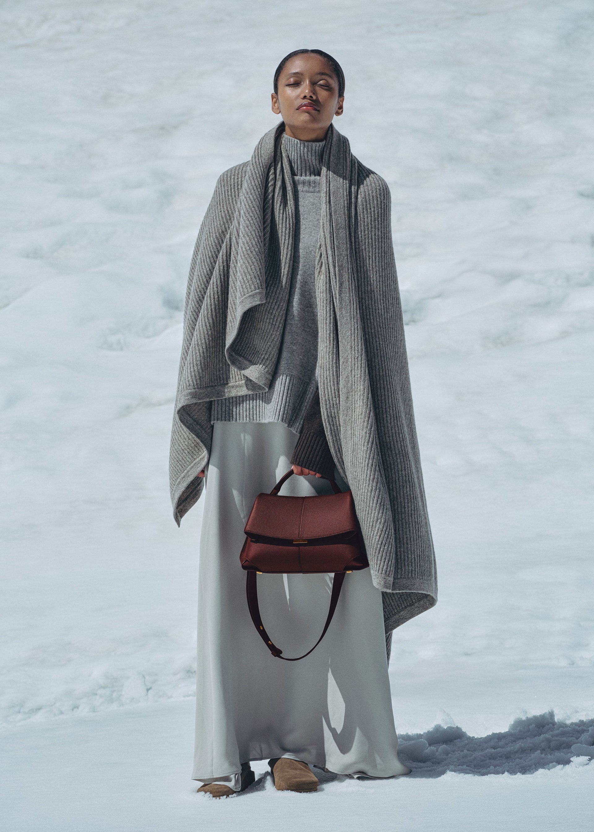 Mokki - Textured Black Cherry