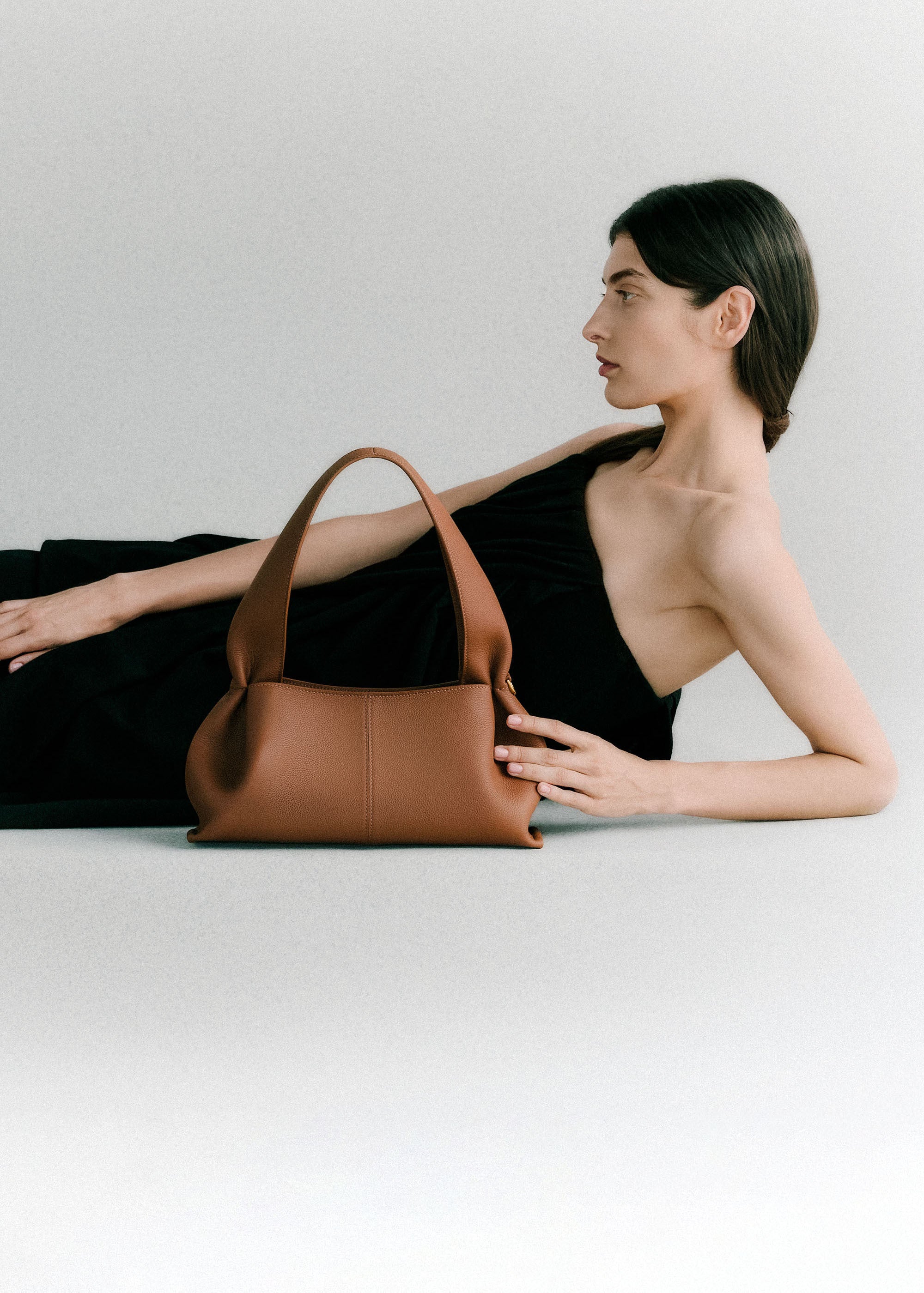 Polène | Bag - Numéro Neuf East-West - Textured Camel – Polène NL