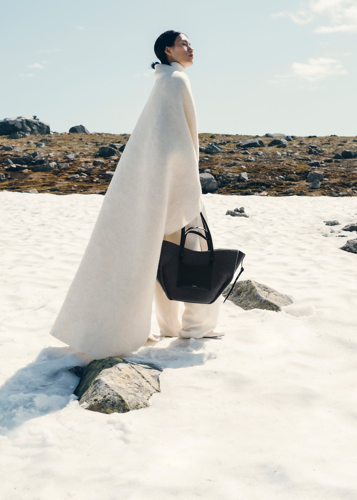 Cyme - Felted Anthracite Black